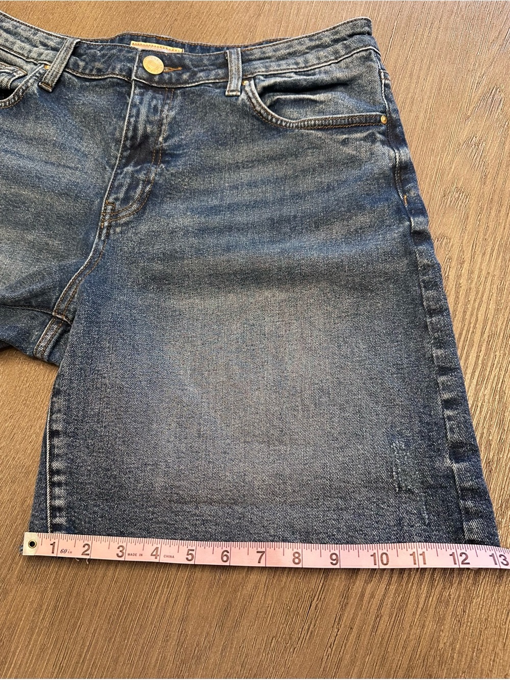 KUT From The Kloth Hailey High Rise Bermuda Shorts Size 8 Raw Hem Denim - Picture 10 of 10